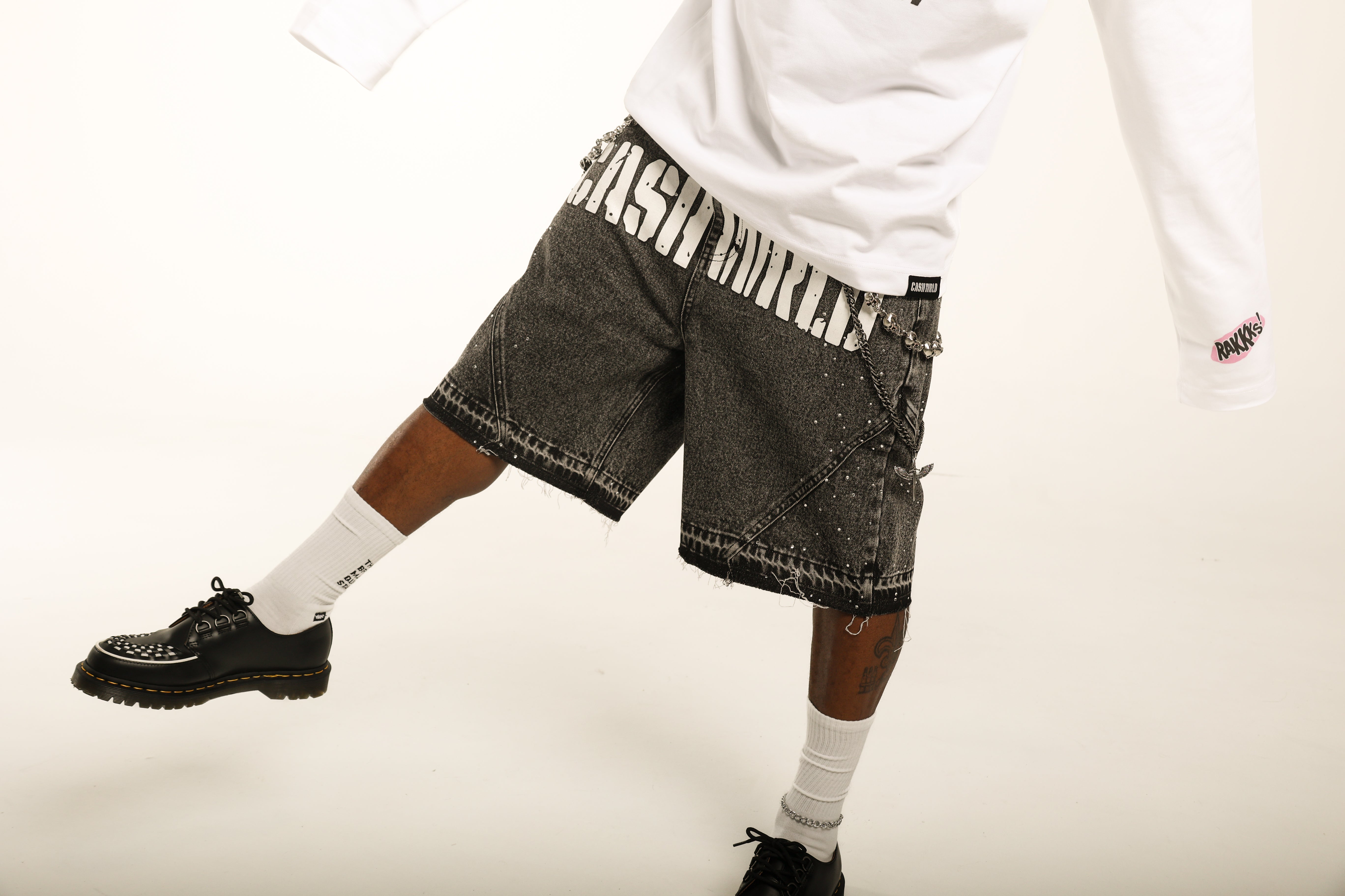 Black jorts