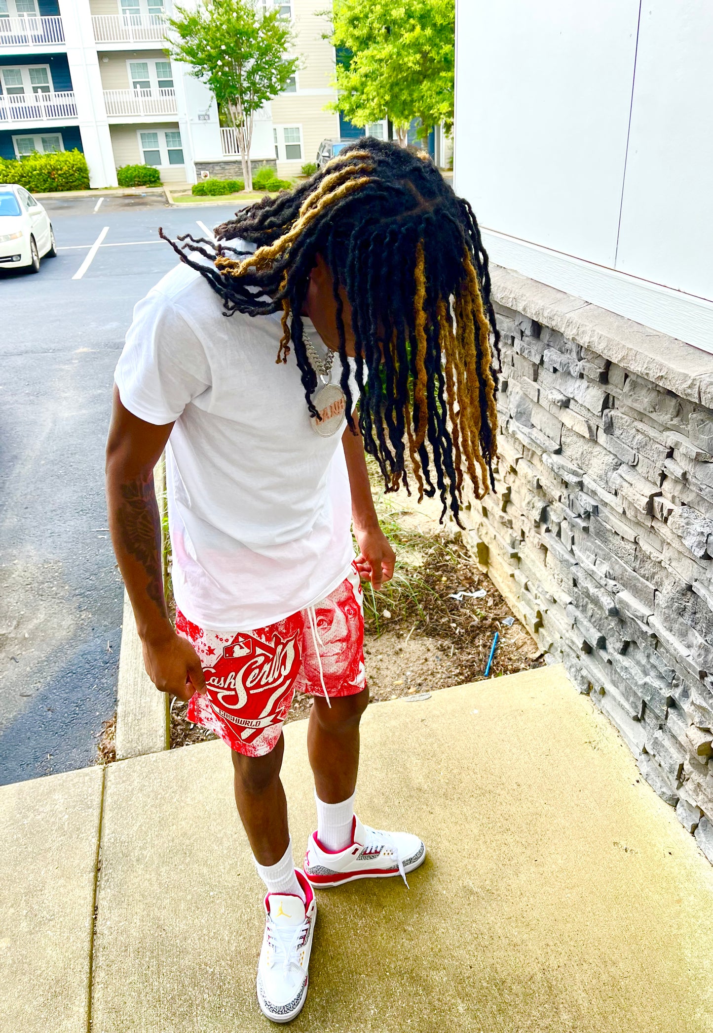 Hundred shorts (red)